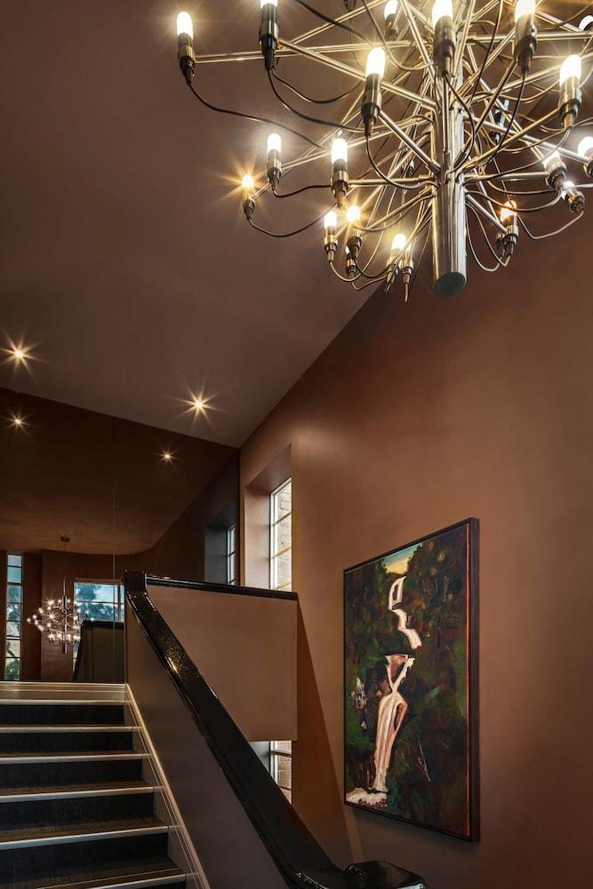 Quest East Melbourne Aparthotel Exteriör bild